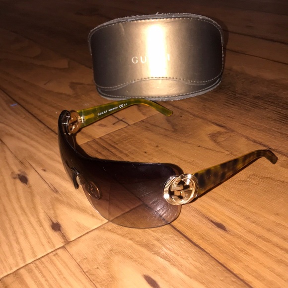 Gucci Accessories - GUCCI SUNGLASSES GG 2890/S